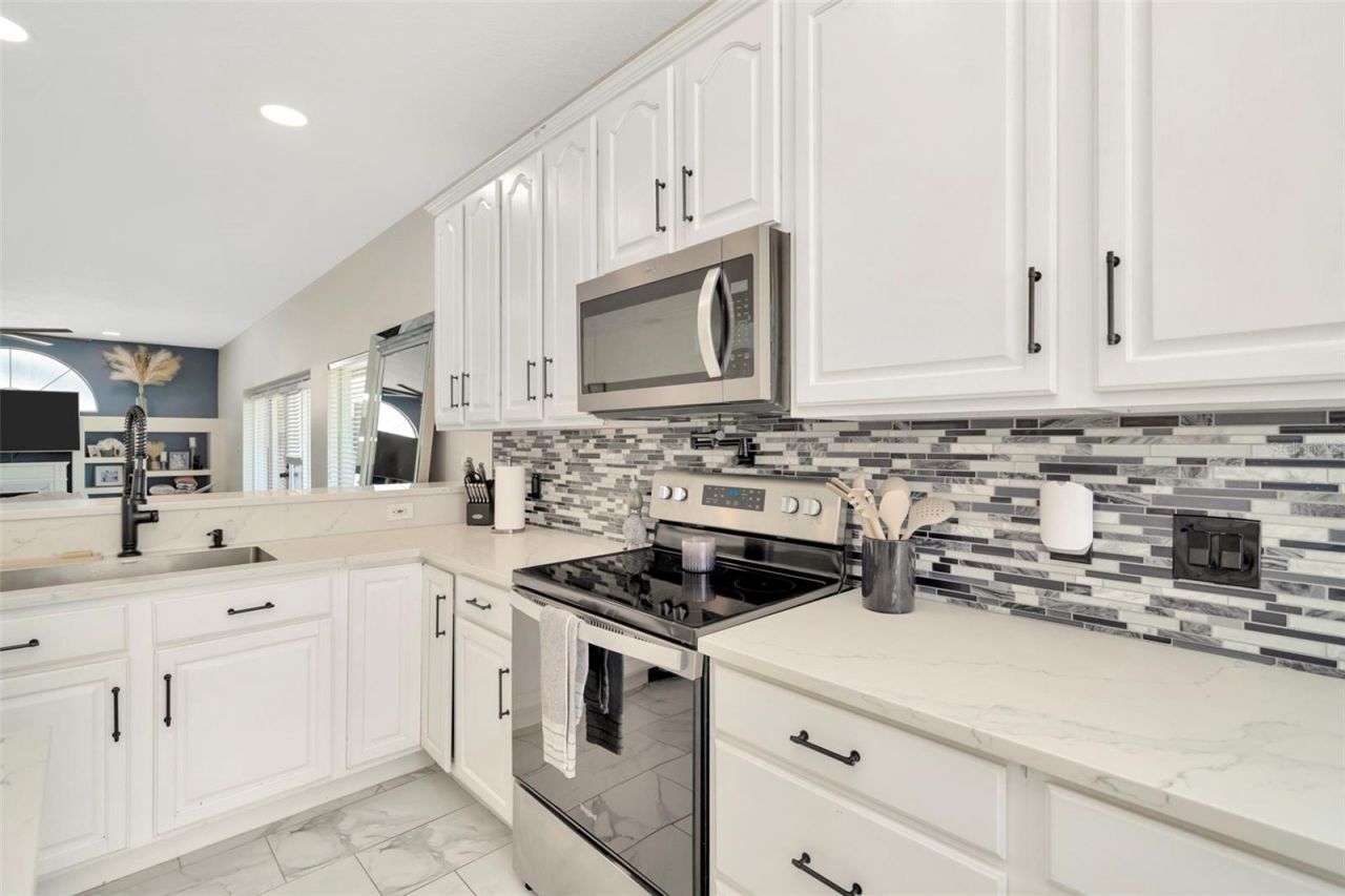 4612 Netherwood Drive, Tampa, FL 33624 Photo