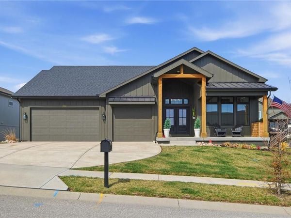 7614 N Skiles Avenue, Kansas City, MO 64158