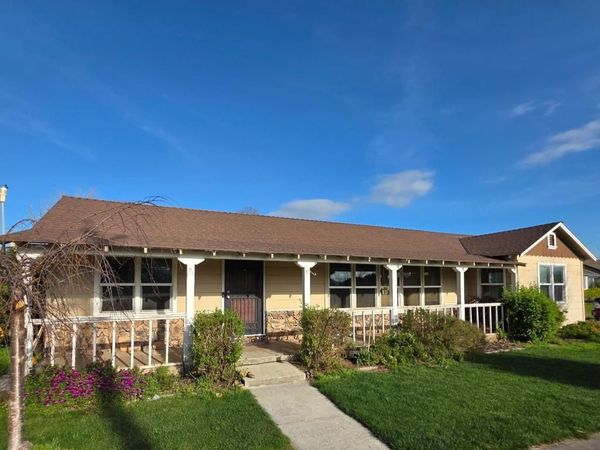 14200 Sycamore Avenue, San Martin, CA 95046
