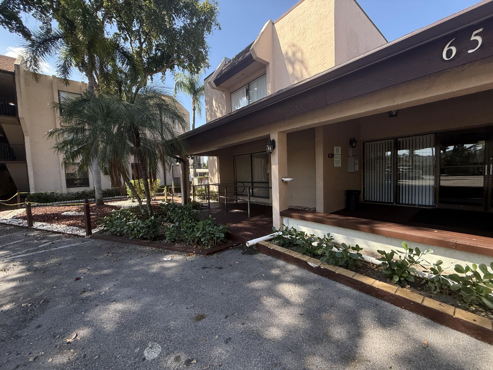 7850 W Mcnab Road, Unit 210, Tamarac, FL 33321 Photo