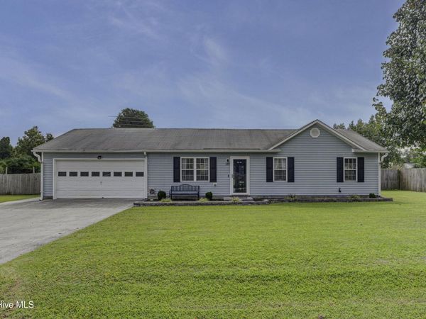 202 Buff Court, Jacksonville, NC 28540