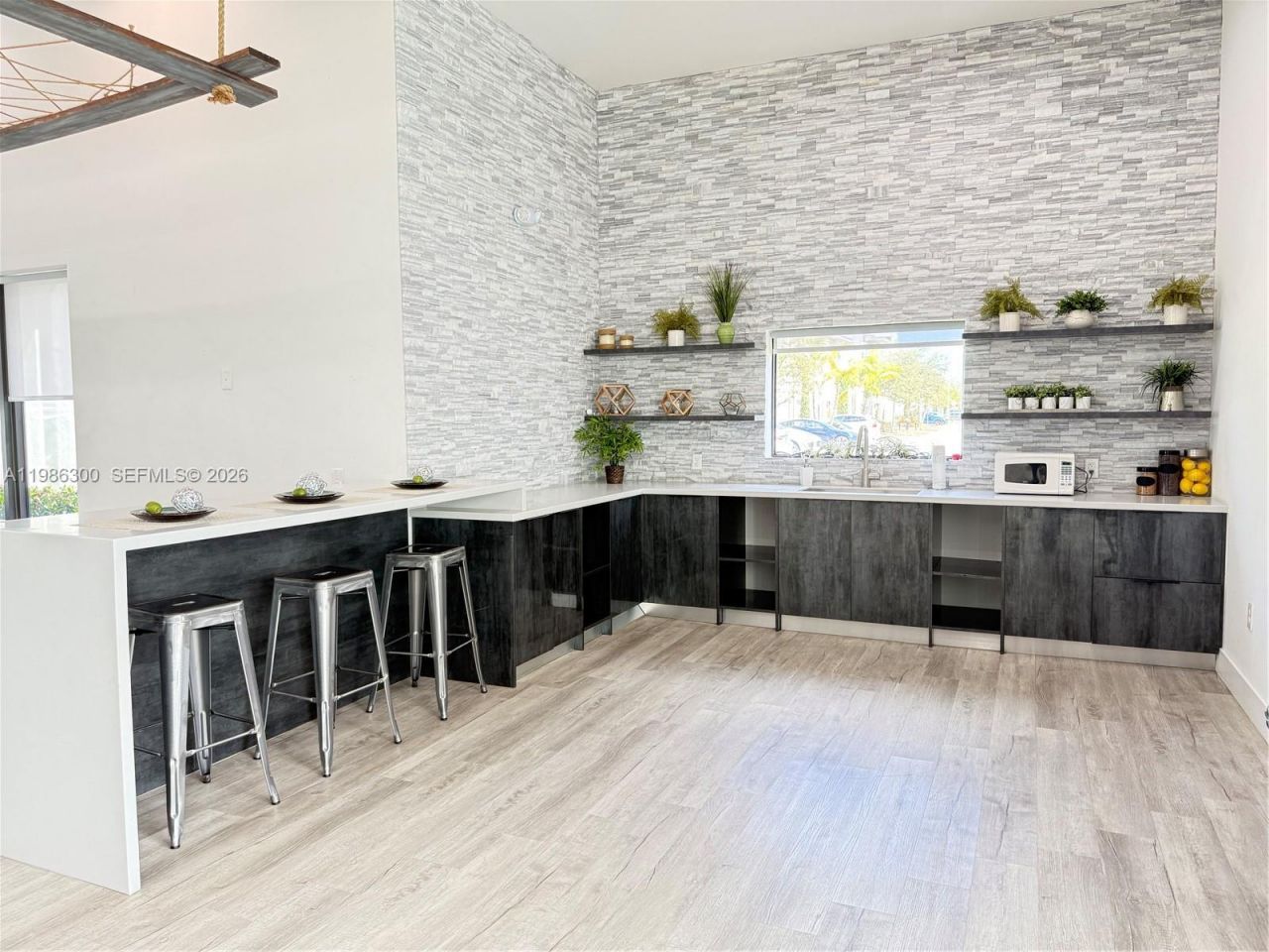 4393 NW 9th St , Plantation, FL 33317 Photo