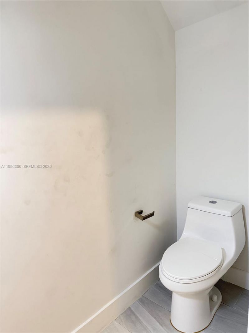 4393 NW 9th St , Plantation, FL 33317 Photo