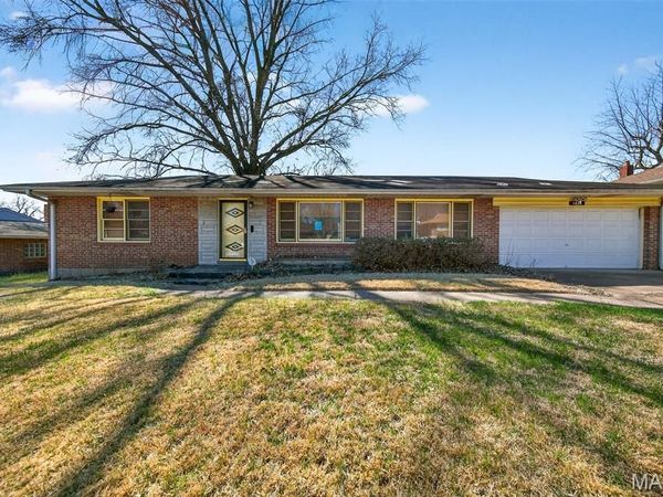 1326 Northumberland Drive , St Louis, MO 63137