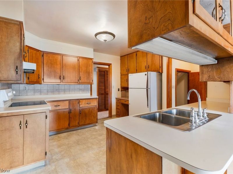 516 E Main Street, Gnadenhutten, OH 44629 Photo 14