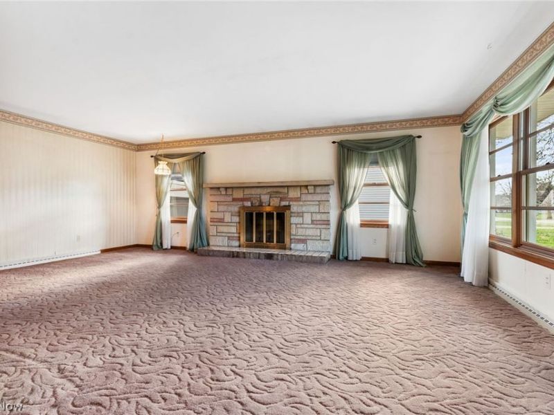 516 E Main Street, Gnadenhutten, OH 44629 Photo 6