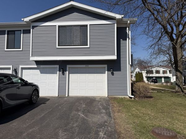 380 Pierce Court, Vernon Hills, IL 60061