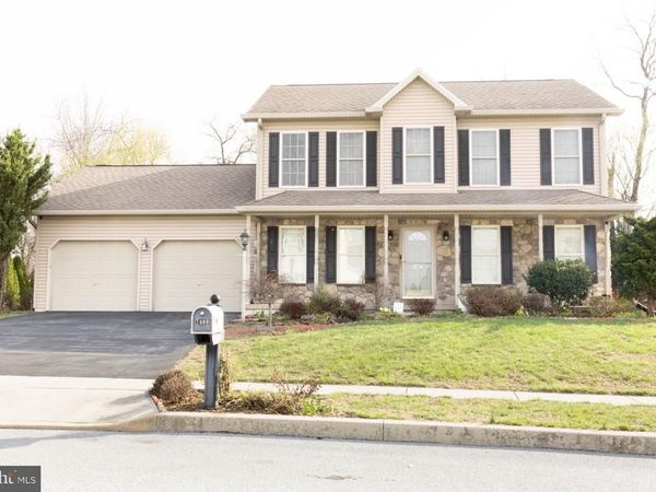 7690 CATHERINE DRIVE, HARRISBURG, PA 17111