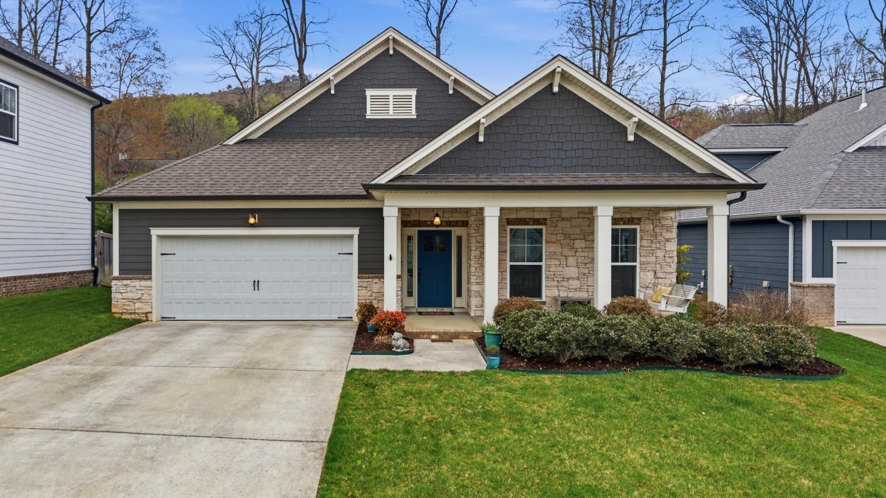 555 Deer Valley Drive, Hixson, TN 37343 Main Photo