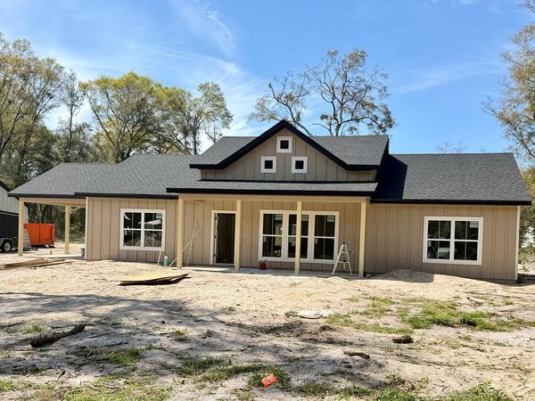 17290 NW 81st Ter, Fanning Springs, FL 32693