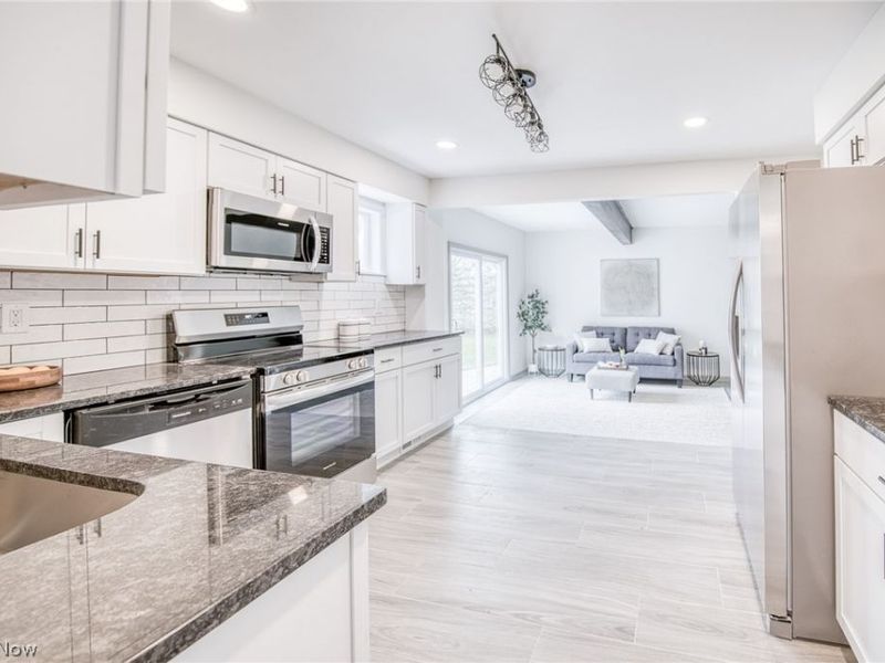 30825 Miller Avenue, Willoughby Hills, OH 44092 Photo 10