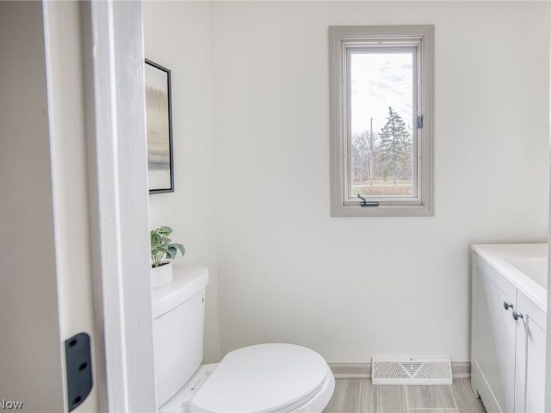 30825 Miller Avenue, Willoughby Hills, OH 44092 Photo 12