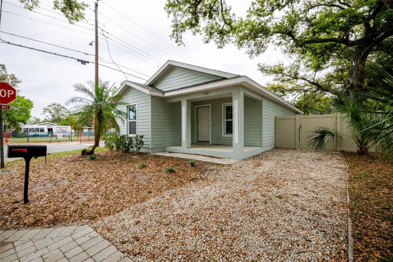 1101 2nd Street W, Bradenton, FL 34205 Photo