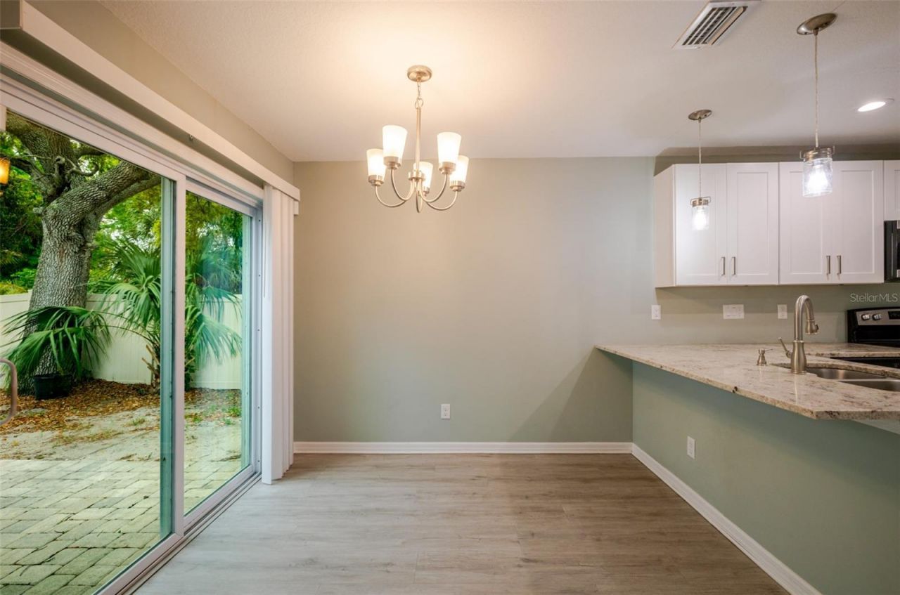 1101 2nd Street W, Bradenton, FL 34205 Photo