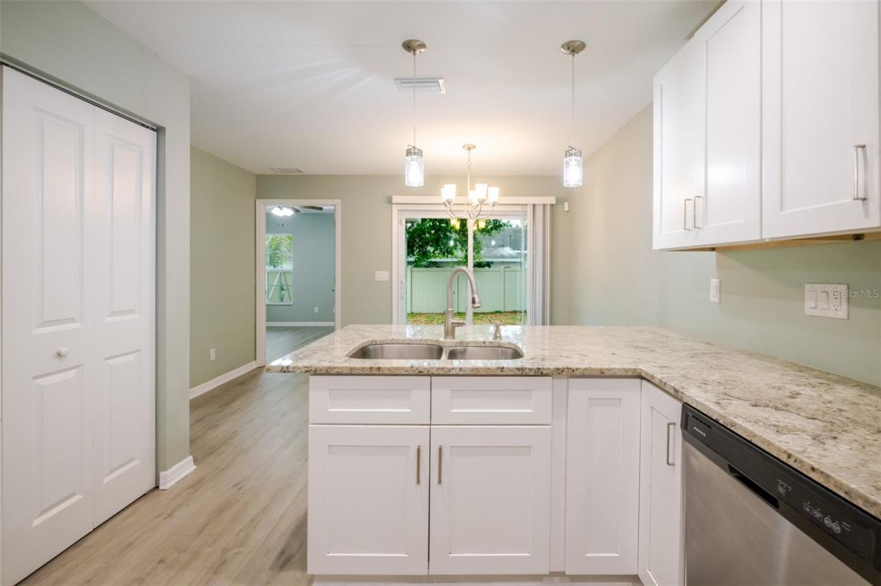 1101 2nd Street W, Bradenton, FL 34205 Photo