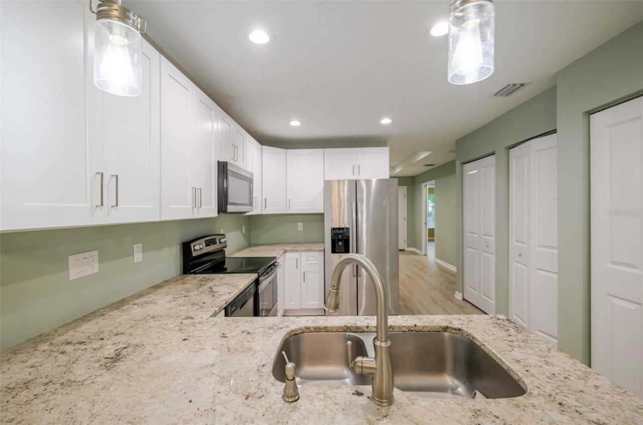 1101 2nd Street W, Bradenton, FL 34205 Photo