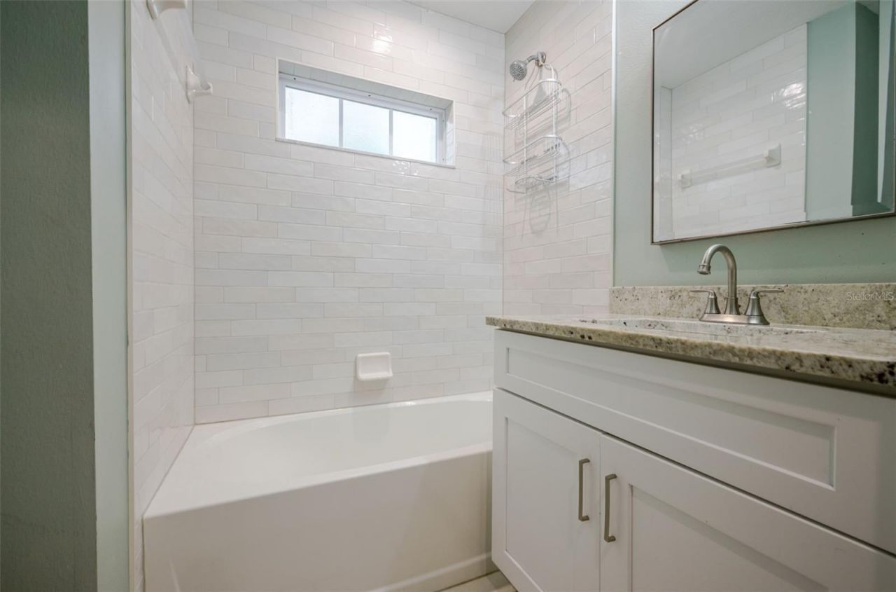 1101 2nd Street W, Bradenton, FL 34205 Photo