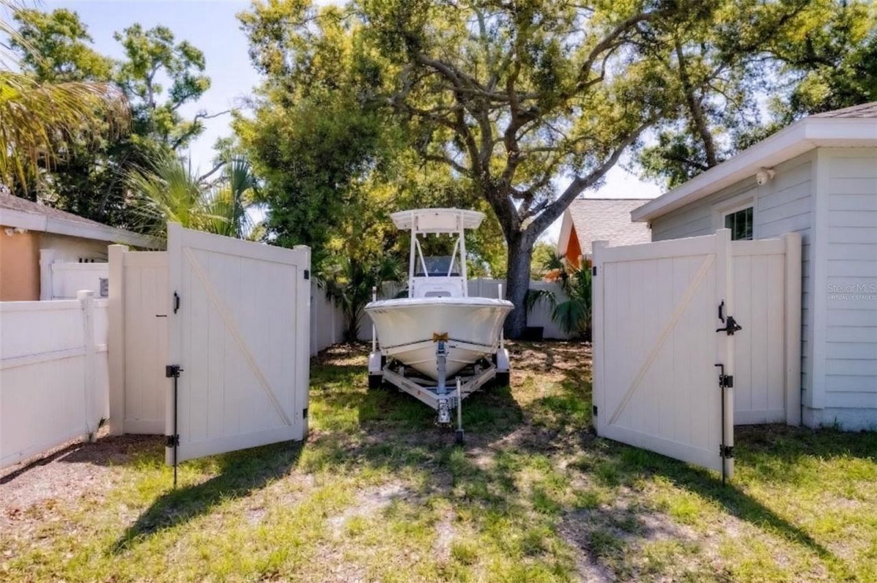 1101 2nd Street W, Bradenton, FL 34205 Photo