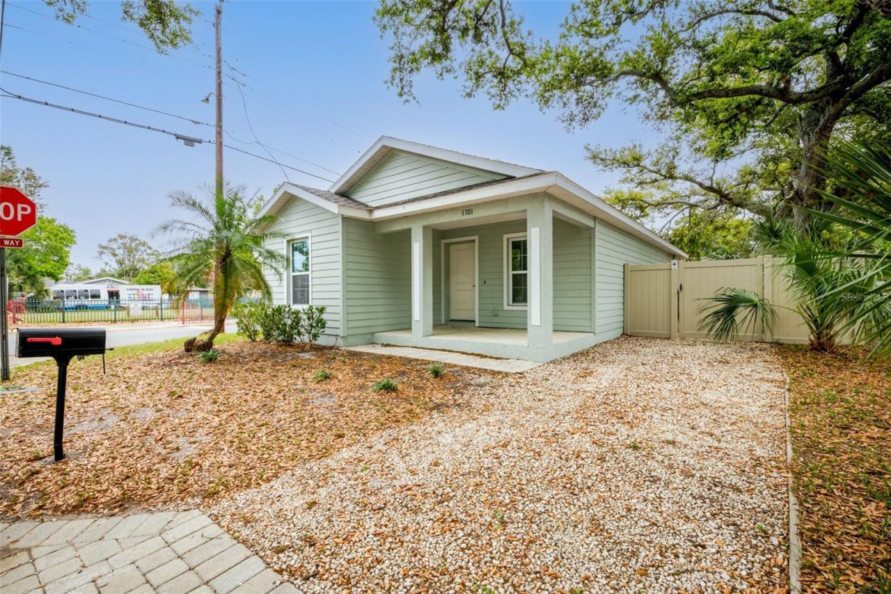 1101 2nd Street W, Bradenton, FL 34205 Photo