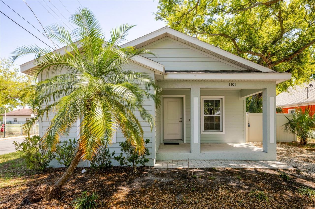 1101 2nd Street W, Bradenton, FL 34205 Photo