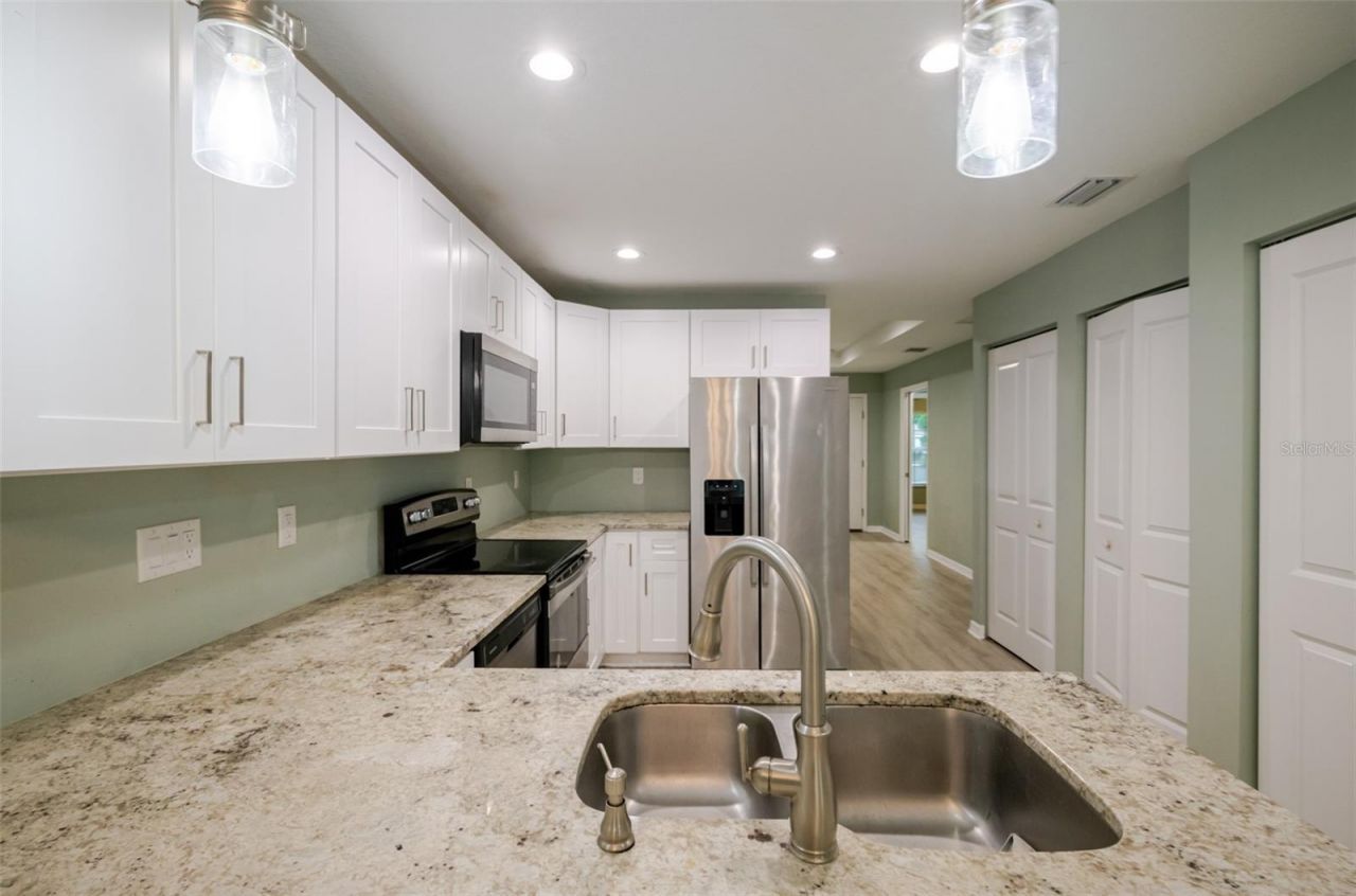 1101 2nd Street W, Bradenton, FL 34205 Photo