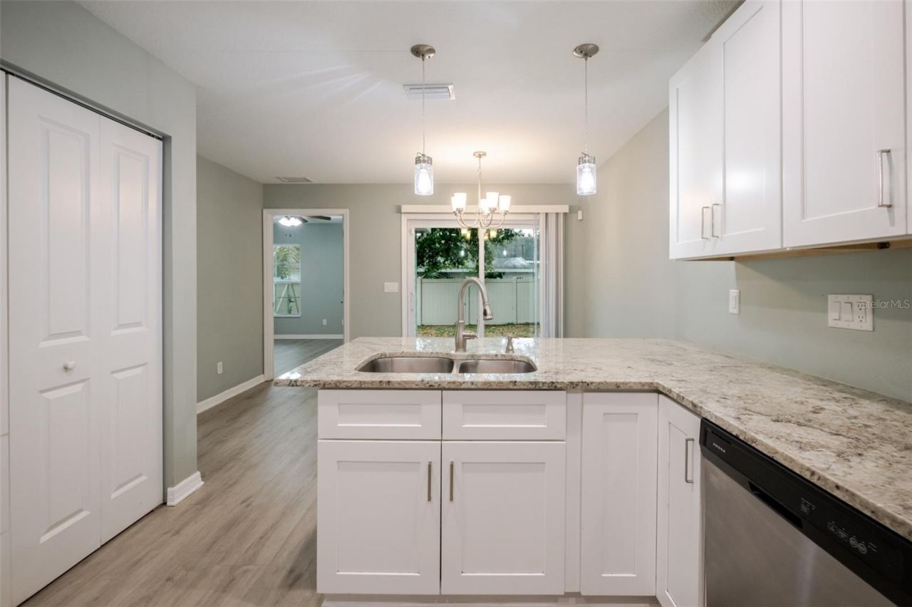 1101 2nd Street W, Bradenton, FL 34205 Photo