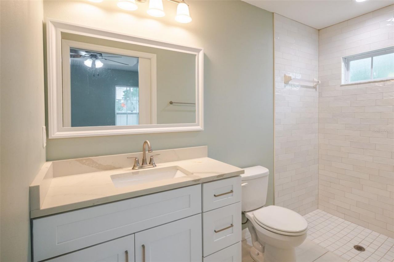 1101 2nd Street W, Bradenton, FL 34205 Photo