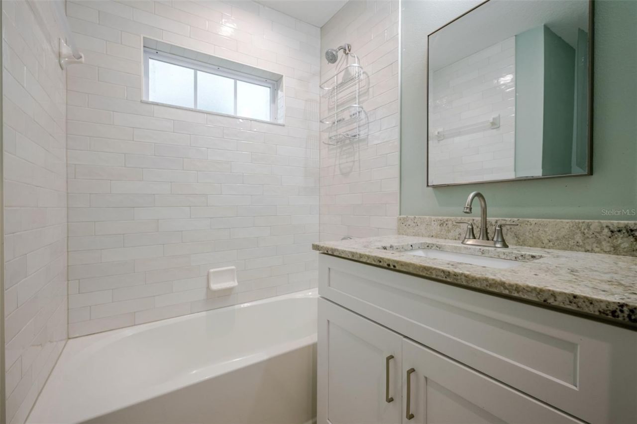 1101 2nd Street W, Bradenton, FL 34205 Photo