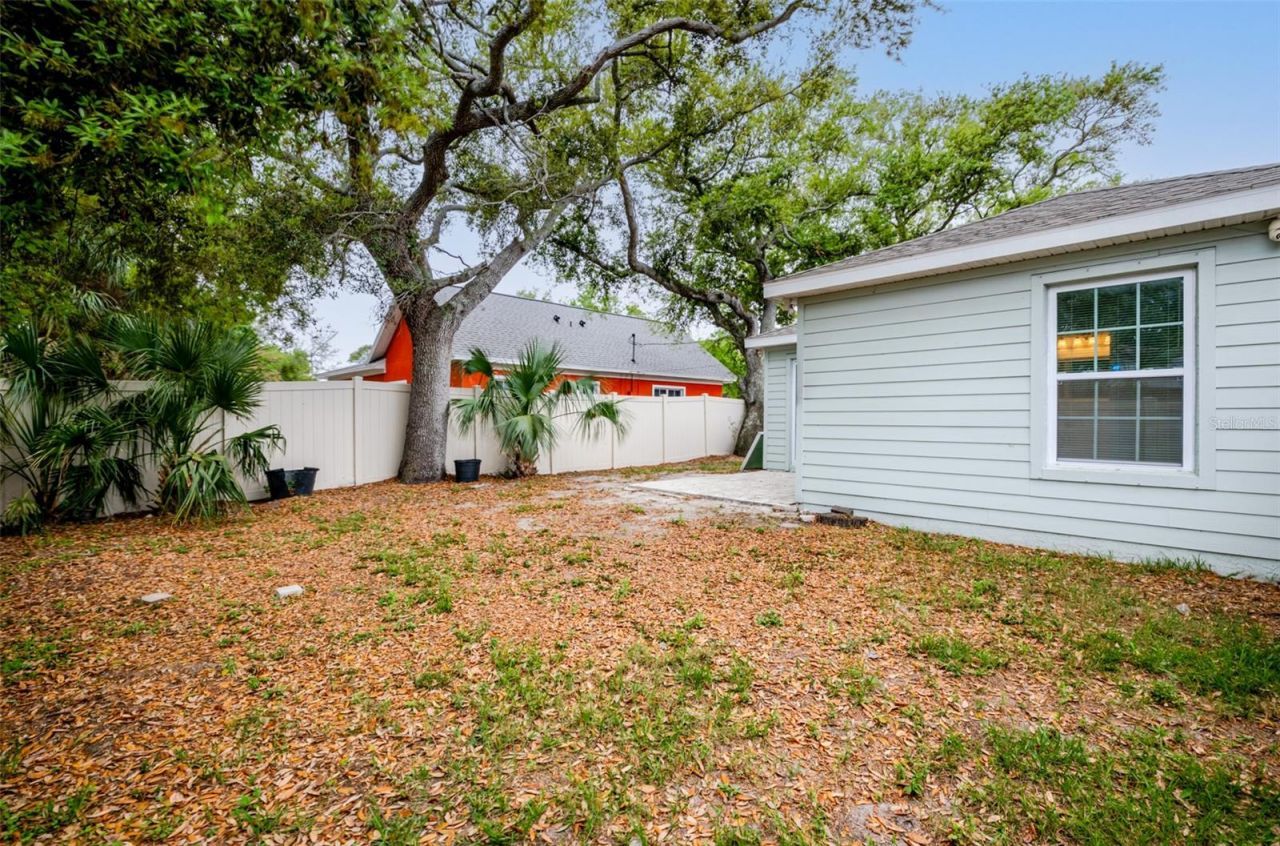 1101 2nd Street W, Bradenton, FL 34205 Photo