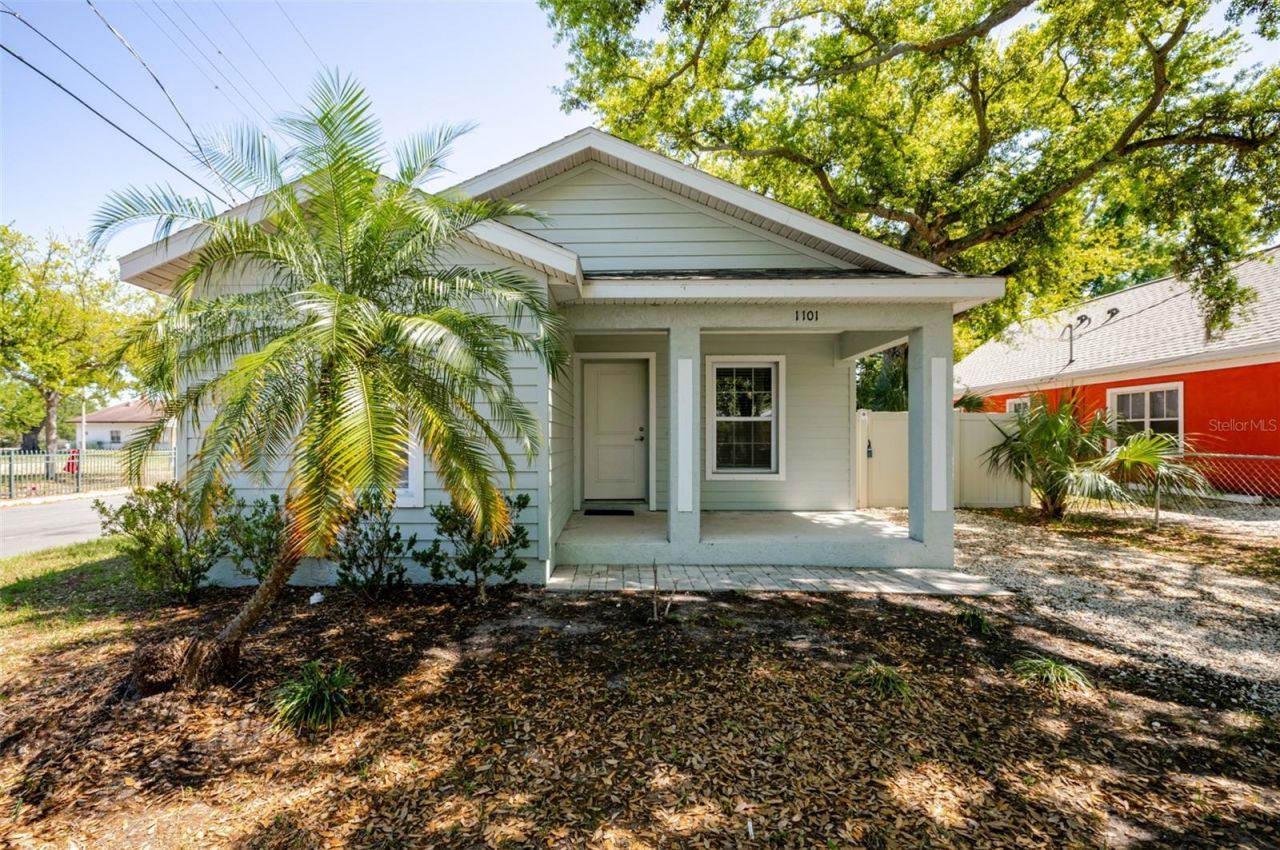 1101 2nd Street W, Bradenton, FL 34205 Photo