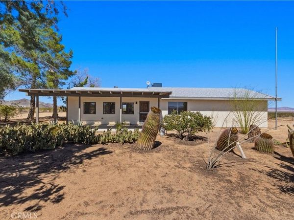 60812 Adele Road, Landers, CA 92285