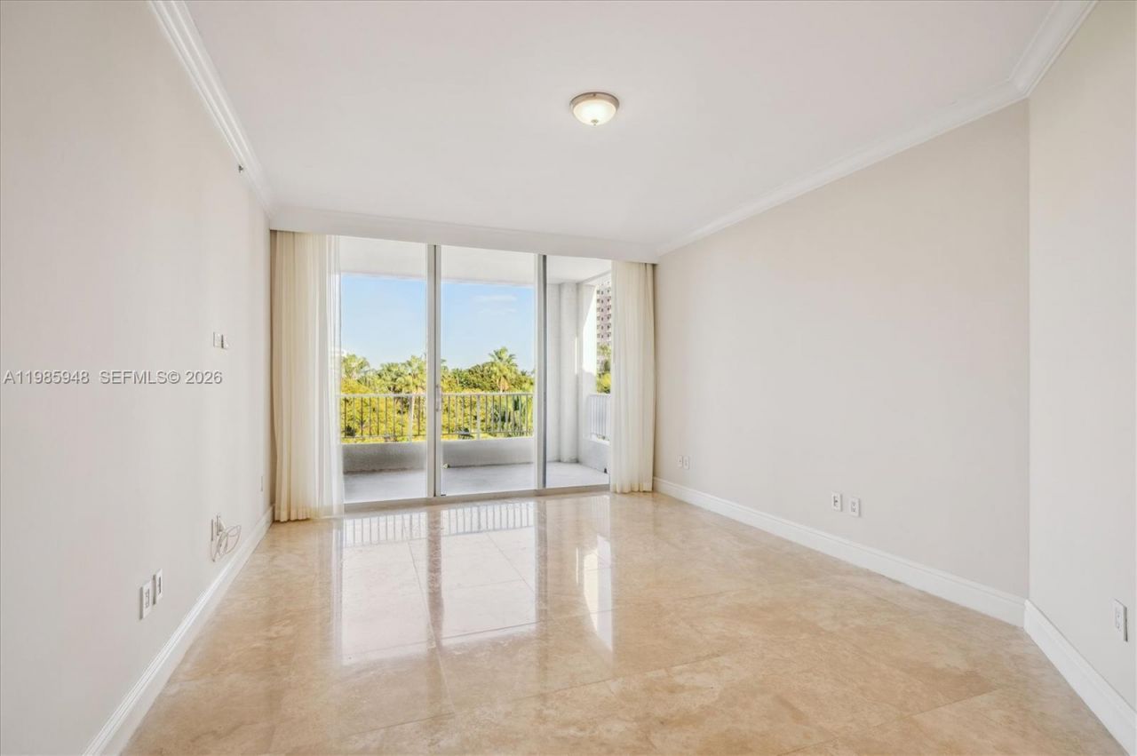 719 Crandon Blvd , Unit PH-9, Key Biscayne, FL 33149 Photo