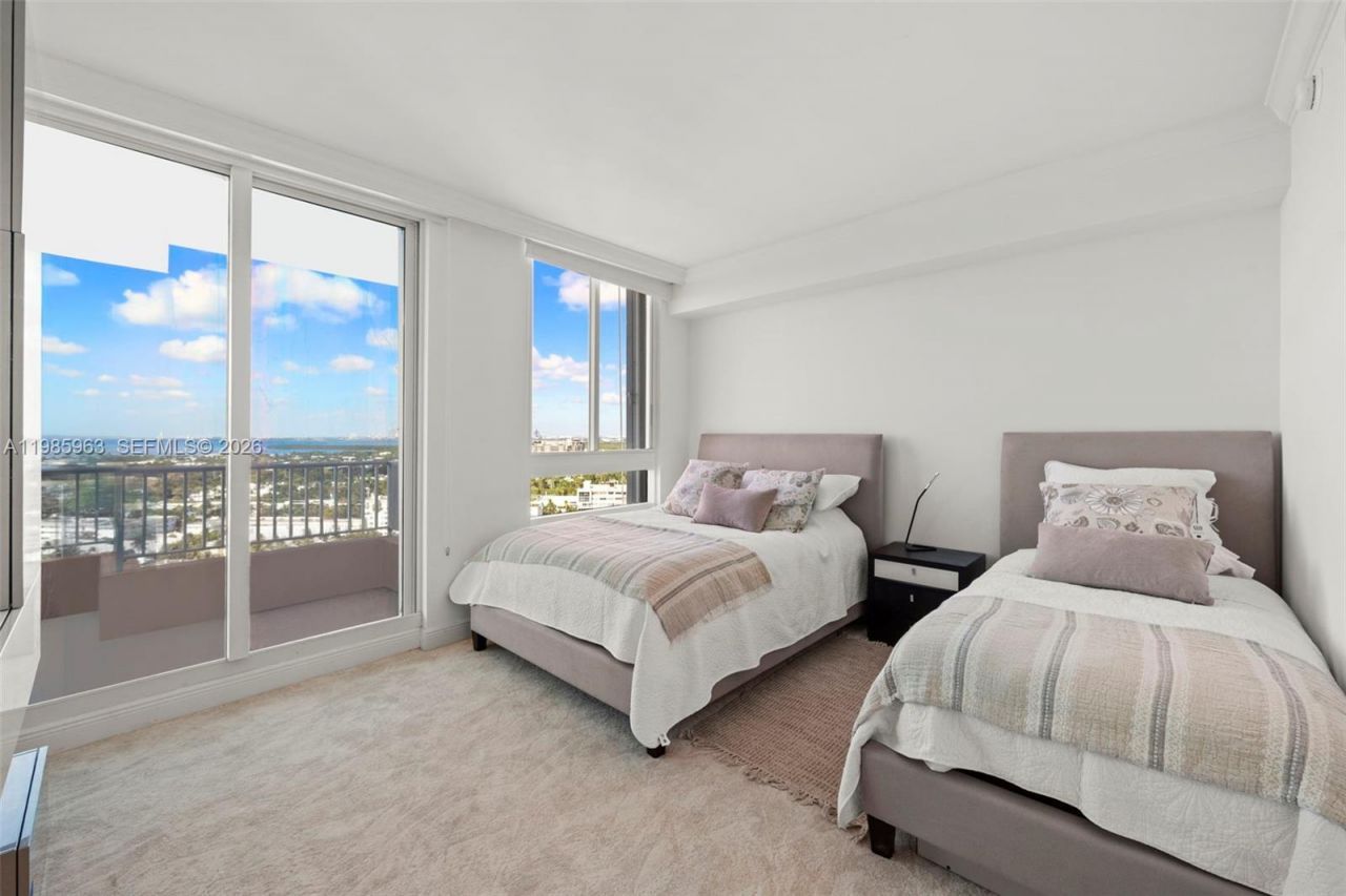 781 Crandon Blvd , Unit 1802, Key Biscayne, FL 33149 Photo