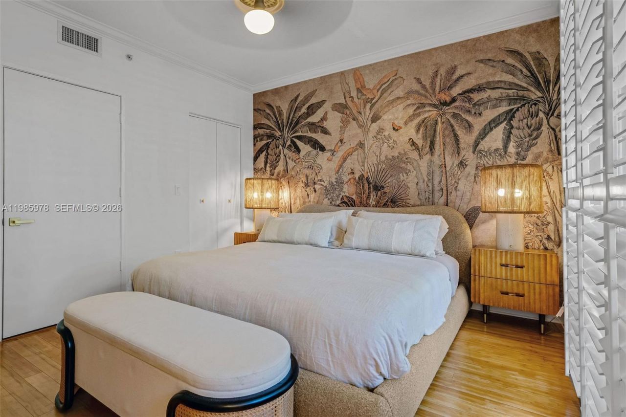 725 Crandon Blvd , Unit 203, Key Biscayne, FL 33149 Photo