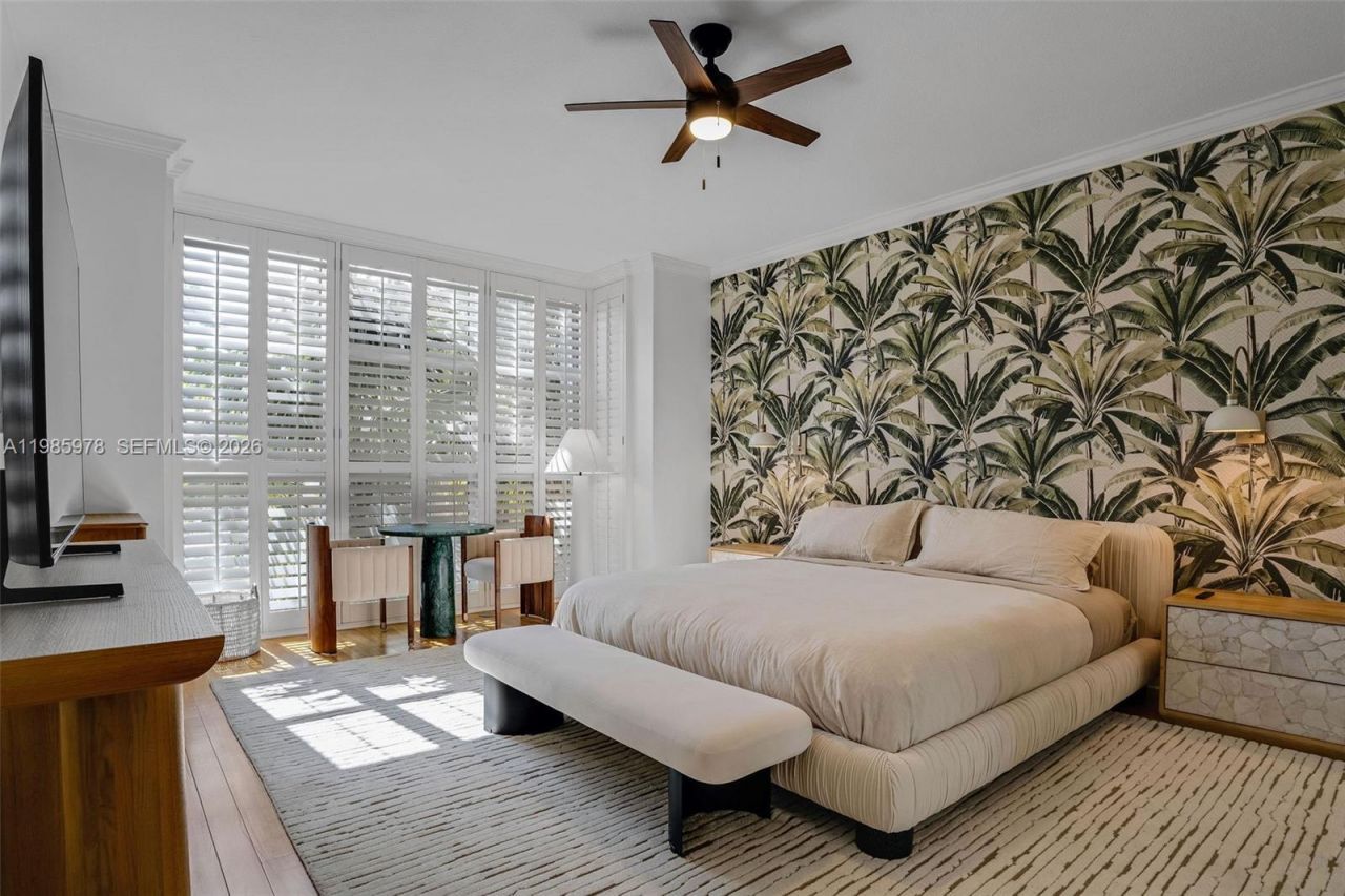 725 Crandon Blvd , Unit 203, Key Biscayne, FL 33149 Photo