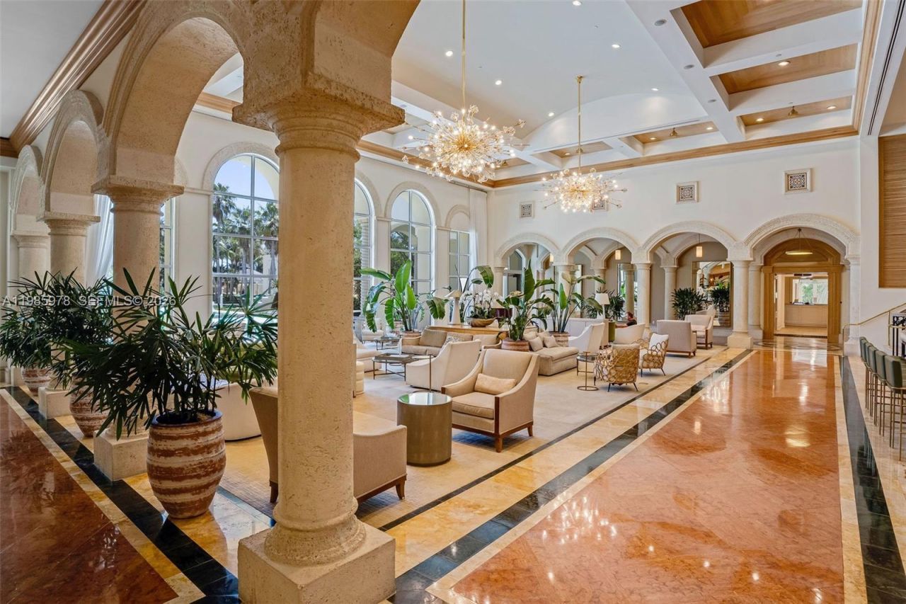 725 Crandon Blvd , Unit 203, Key Biscayne, FL 33149 Photo