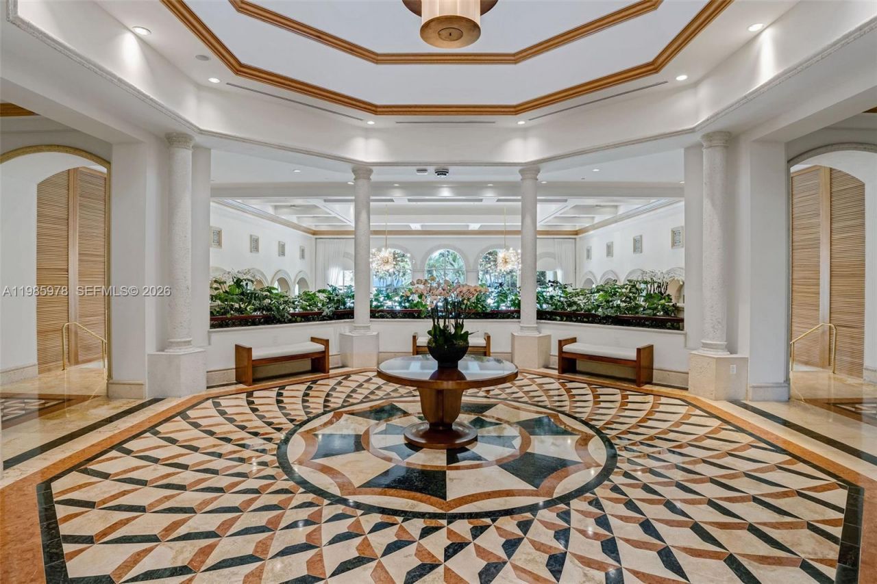 725 Crandon Blvd , Unit 203, Key Biscayne, FL 33149 Photo