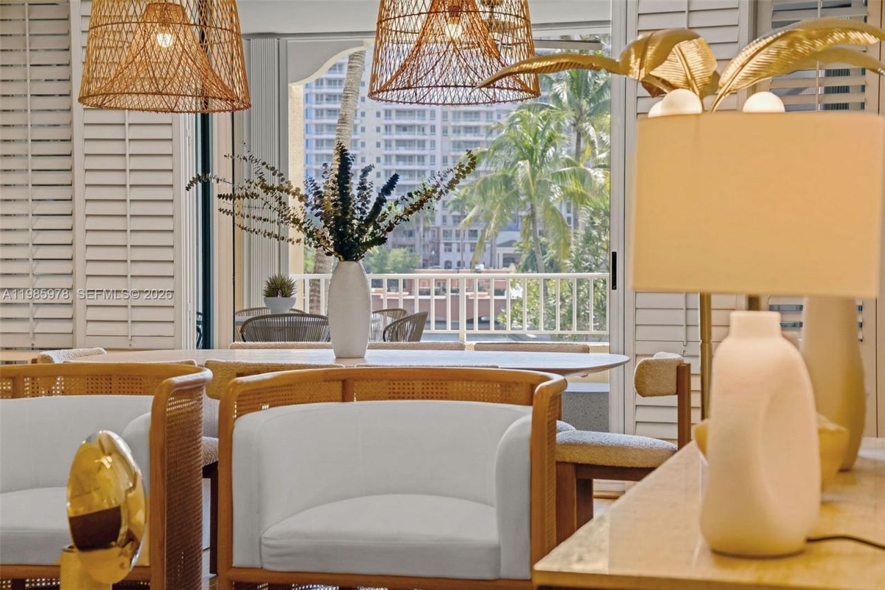 725 Crandon Blvd , Unit 203, Key Biscayne, FL 33149 Photo