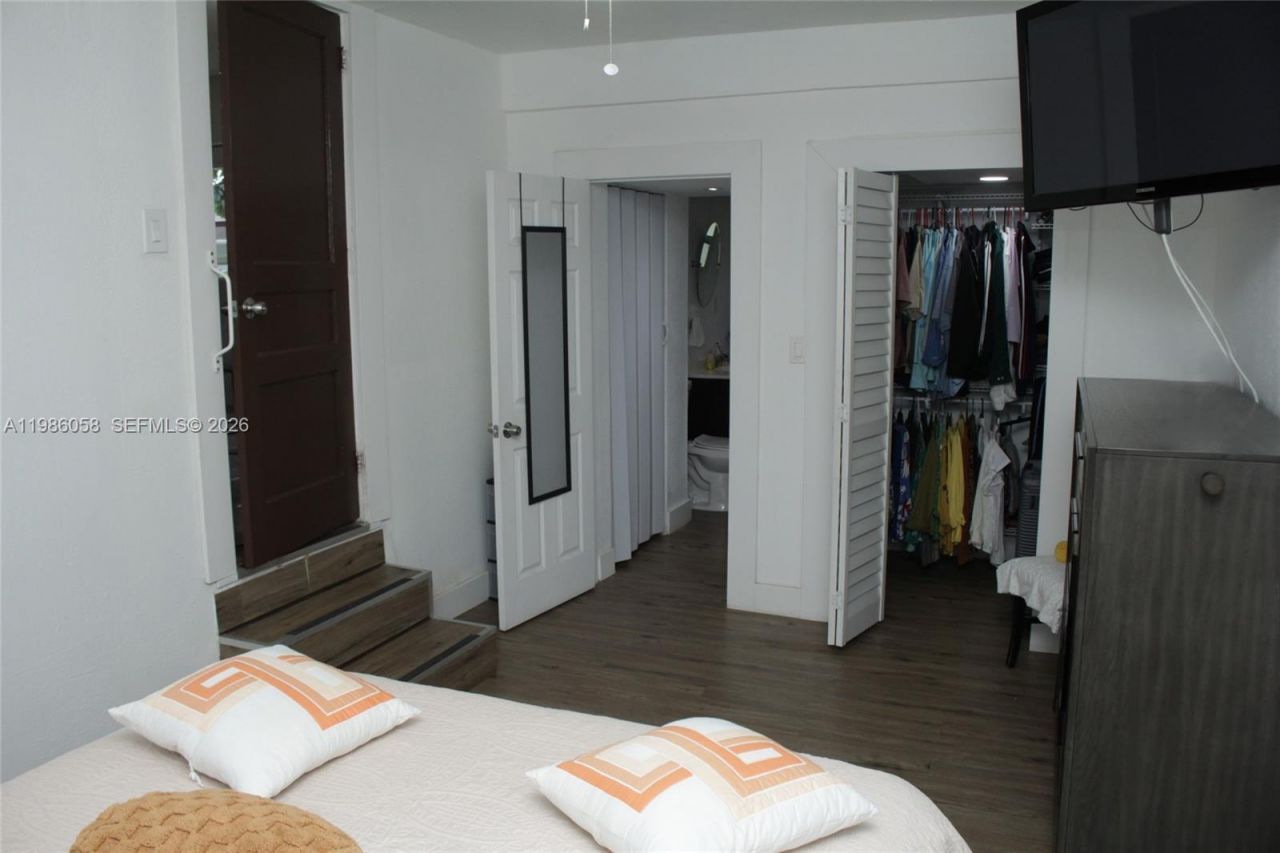 530 NE 110th Ter , Miami, FL 33161 Photo