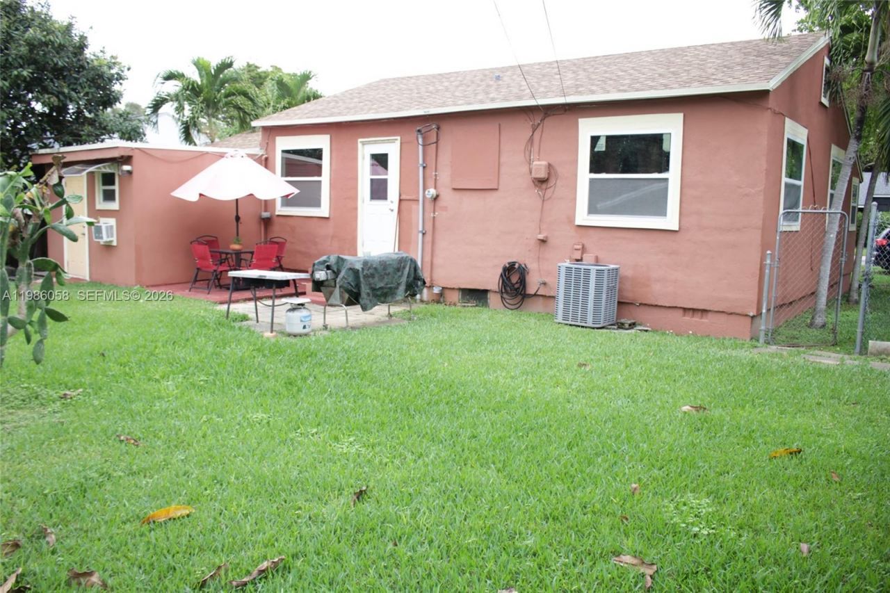 530 NE 110th Ter , Miami, FL 33161 Photo