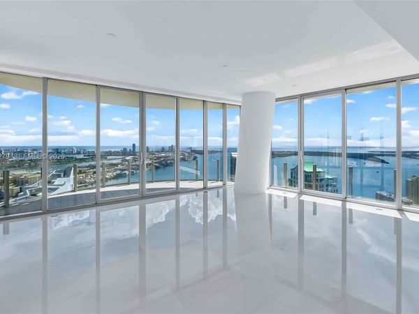 300 Biscayne Blvd Way, Unit 4901E, Miami, FL 33131