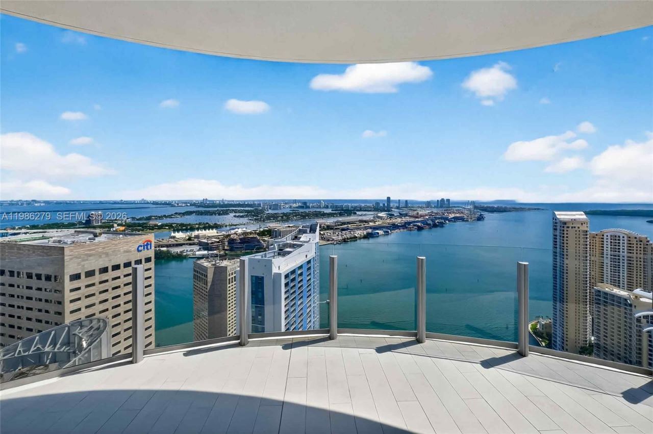 300 Biscayne Blvd Way, Unit 4901E, Miami, FL 33131 Photo