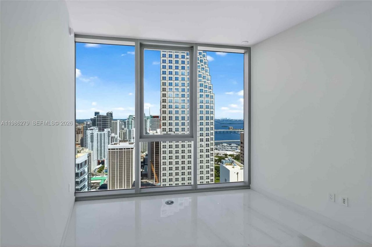 300 Biscayne Blvd Way, Unit 4901E, Miami, FL 33131 Photo