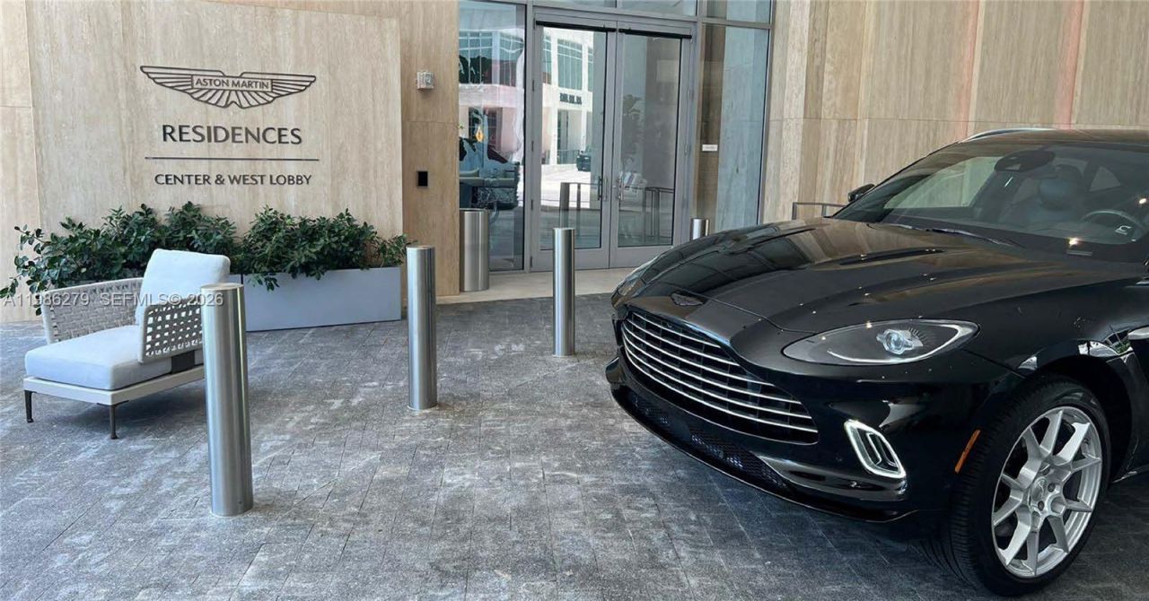 300 Biscayne Blvd Way, Unit 4901E, Miami, FL 33131 Photo