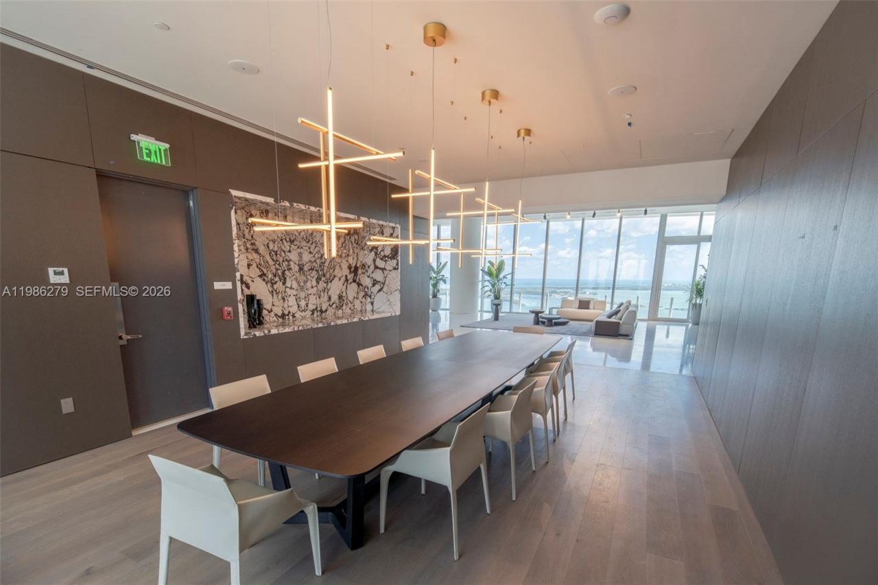 300 Biscayne Blvd Way, Unit 4901E, Miami, FL 33131 Photo