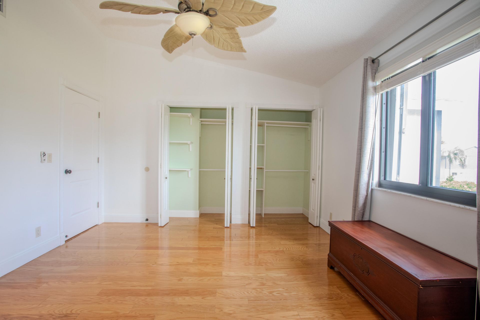 2641 Gately Drive W, Unit 1003, West Palm Beach, FL 33415 Photo