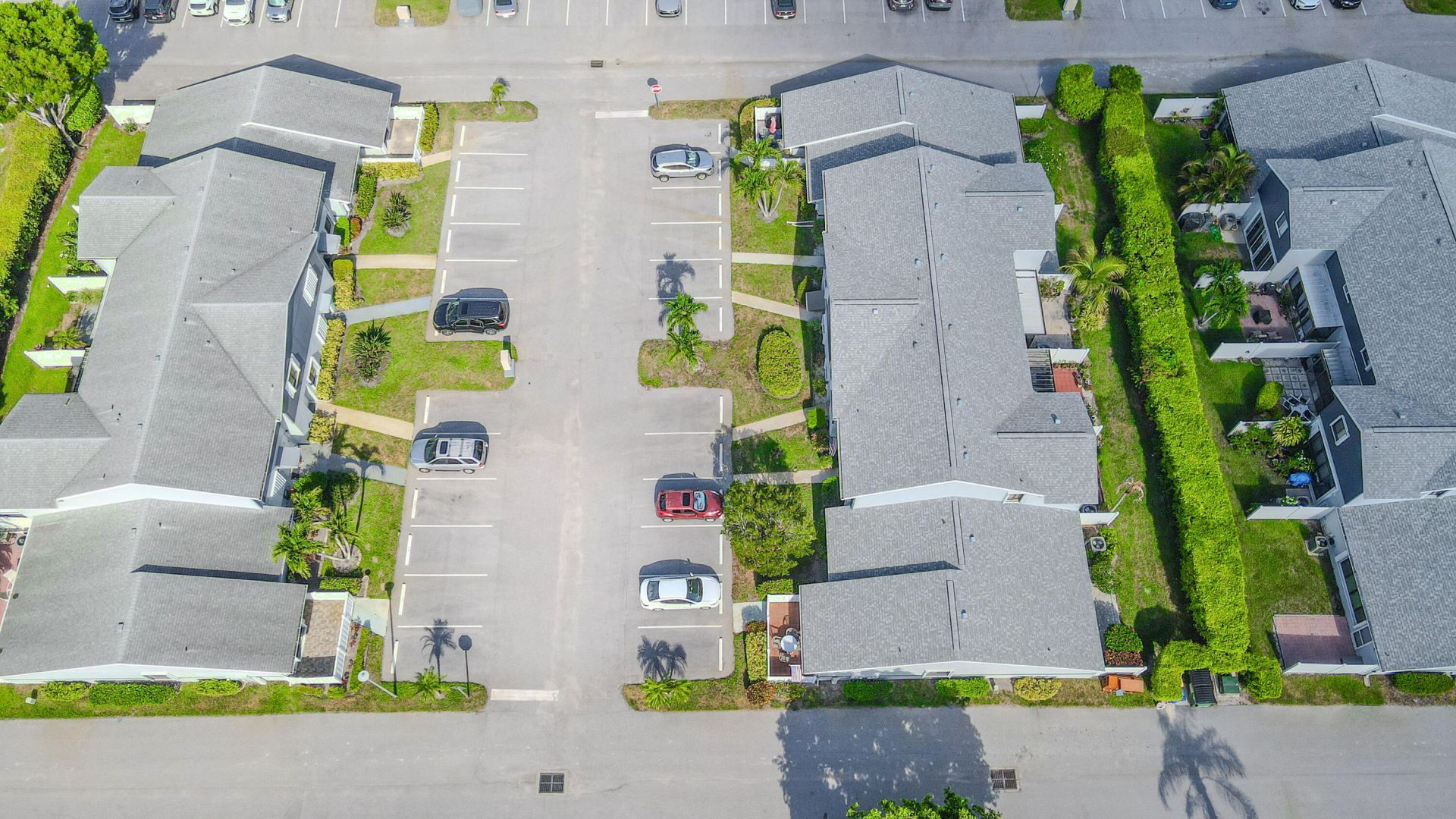 2641 Gately Drive W, Unit 1003, West Palm Beach, FL 33415 Photo