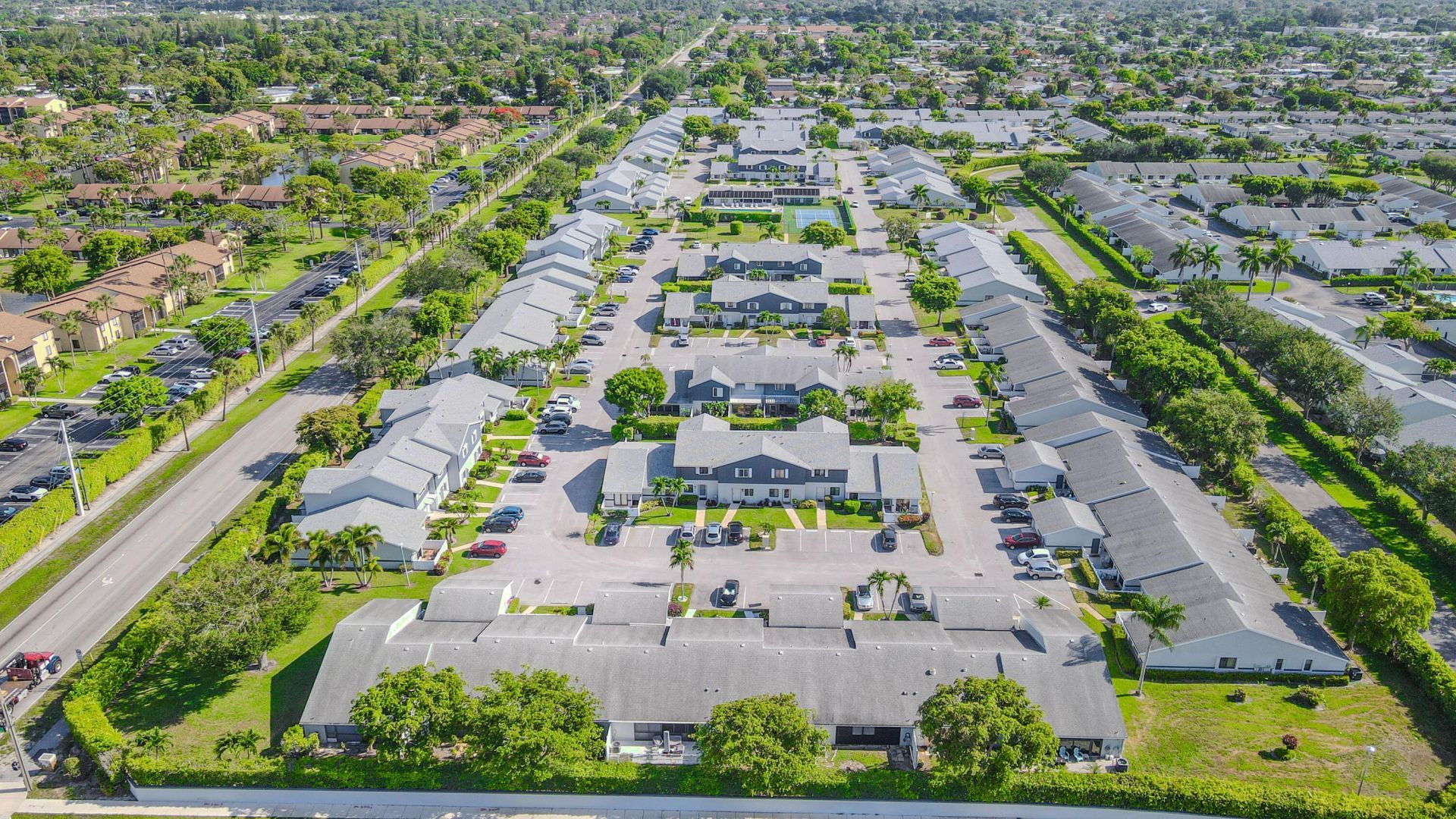 2641 Gately Drive W, Unit 1003, West Palm Beach, FL 33415 Photo