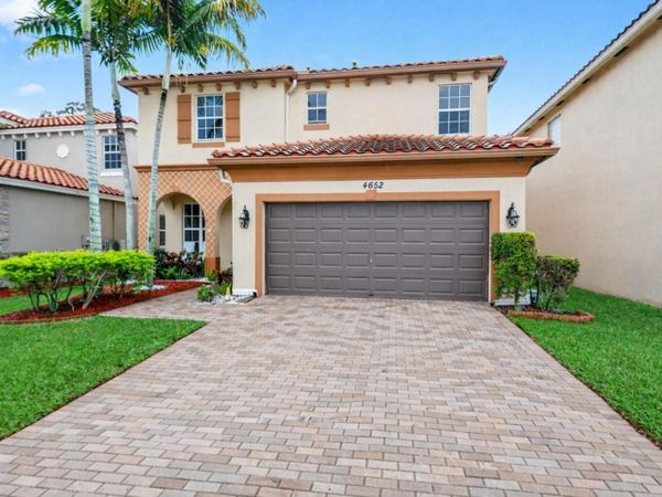 4652 Capital Drive, Lake Worth, FL 33463
