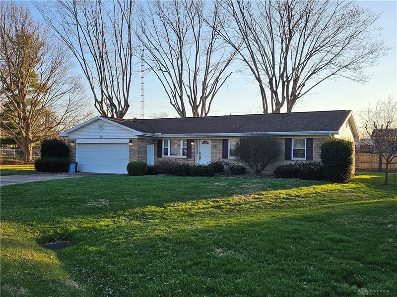 1065 Clover Court, Xenia, OH 45385 Photo 2